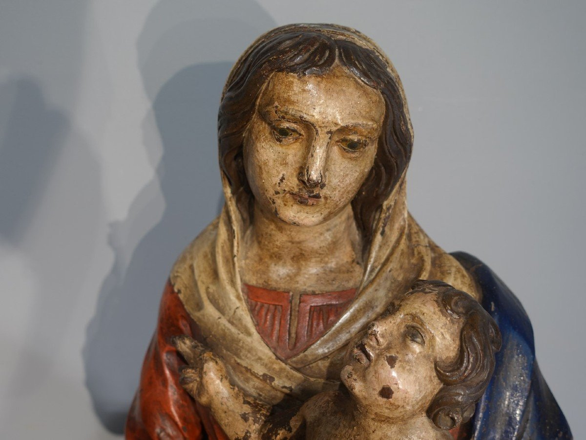 Vierge à l'Enfant en bois sculpté et polychrome d'époque XVIII°-photo-4