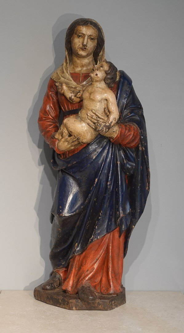 Vierge à l'Enfant en bois sculpté et polychrome d'époque XVIII°