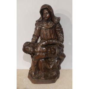 Pietà In Walnut From The 17th Century