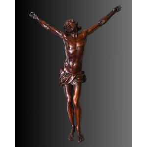 Grand Christ en bois de Sainte Lucie fin XVII°