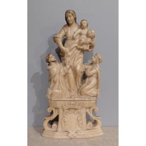 Alabaster Virgin And Child With Two Kneeling Figures (orants) – Trapani, 17th Century