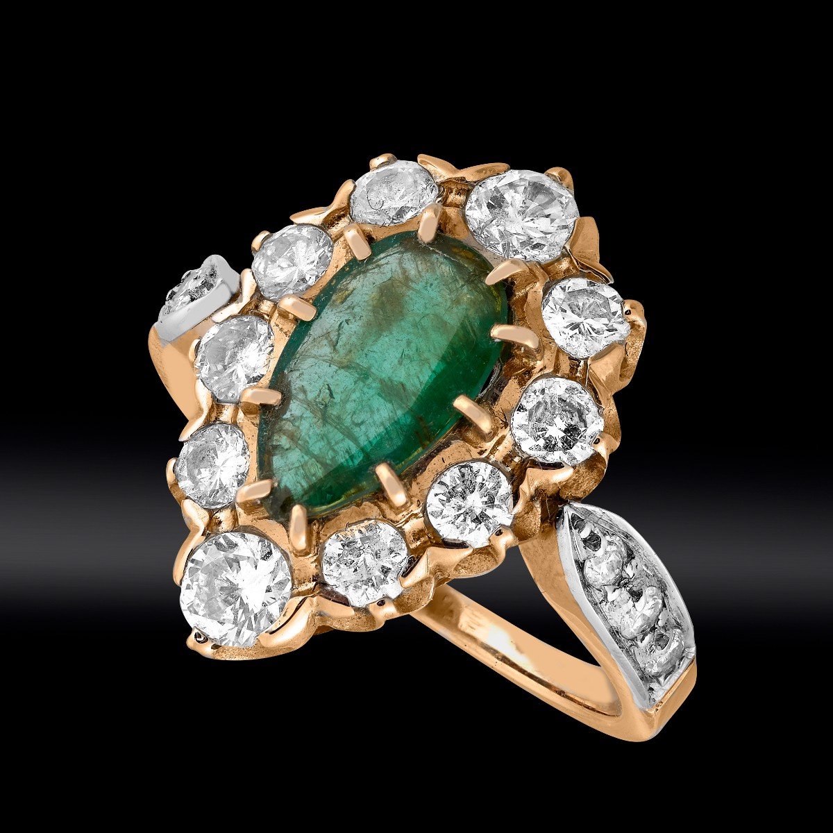Bague émeraude Poire Et Brillants 3 Carats