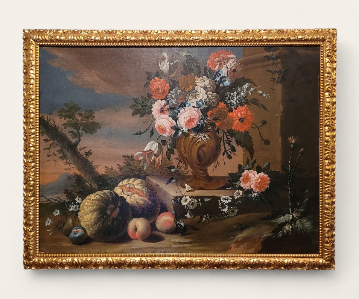 « Nature morte avec vase de fleurs, citrouille et fruits dans un paysage » 