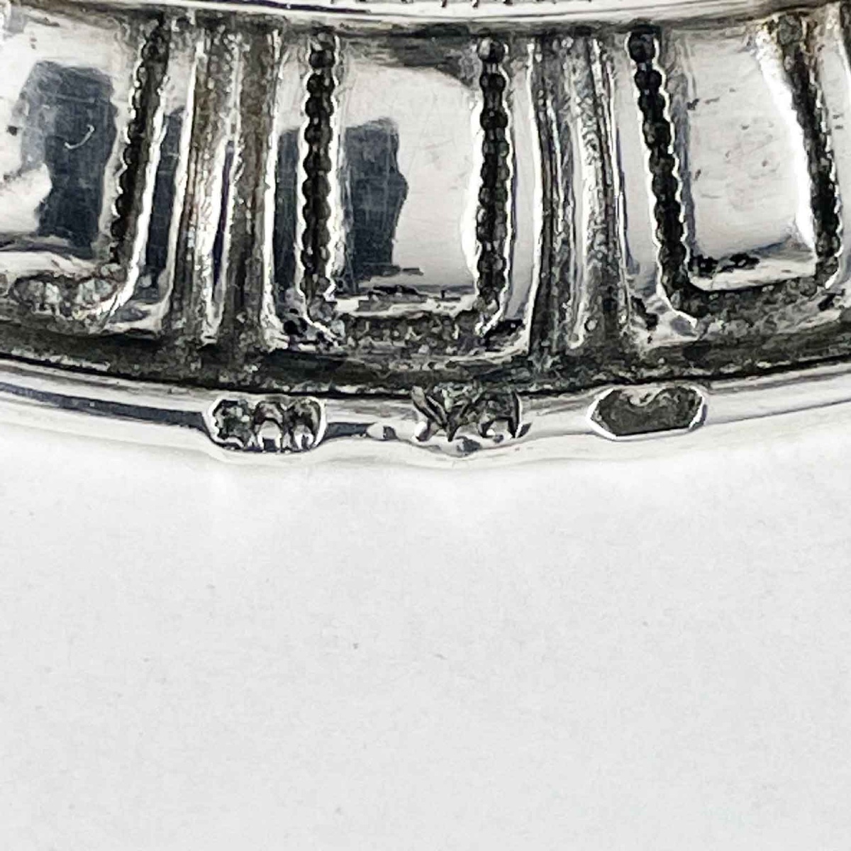 20th Century Pair Of Swiss Silver Candlesticks With Native American Indian Heads-photo-3