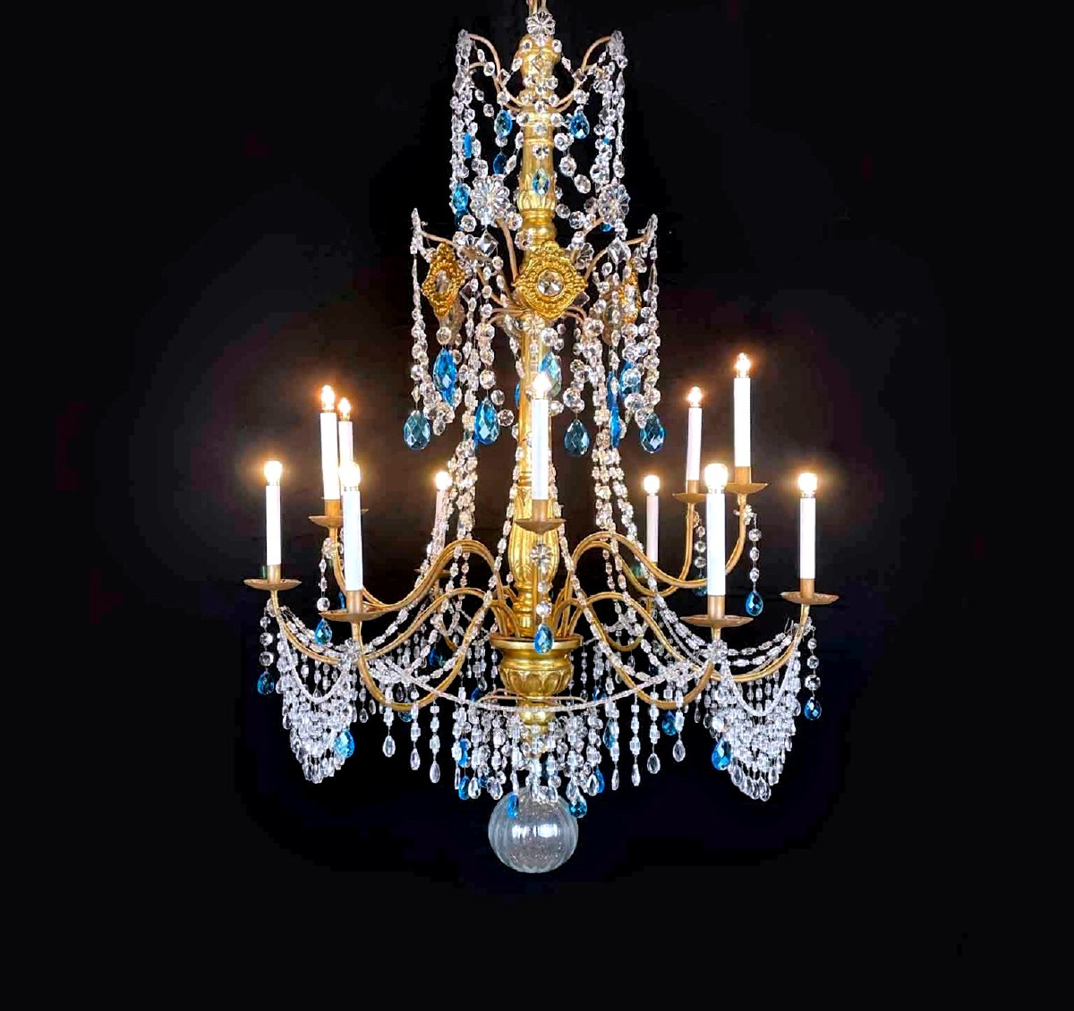 Grand Lustre Empire Italien Génois 1780 En Cristal Et Bois Dore Douze Lumières
