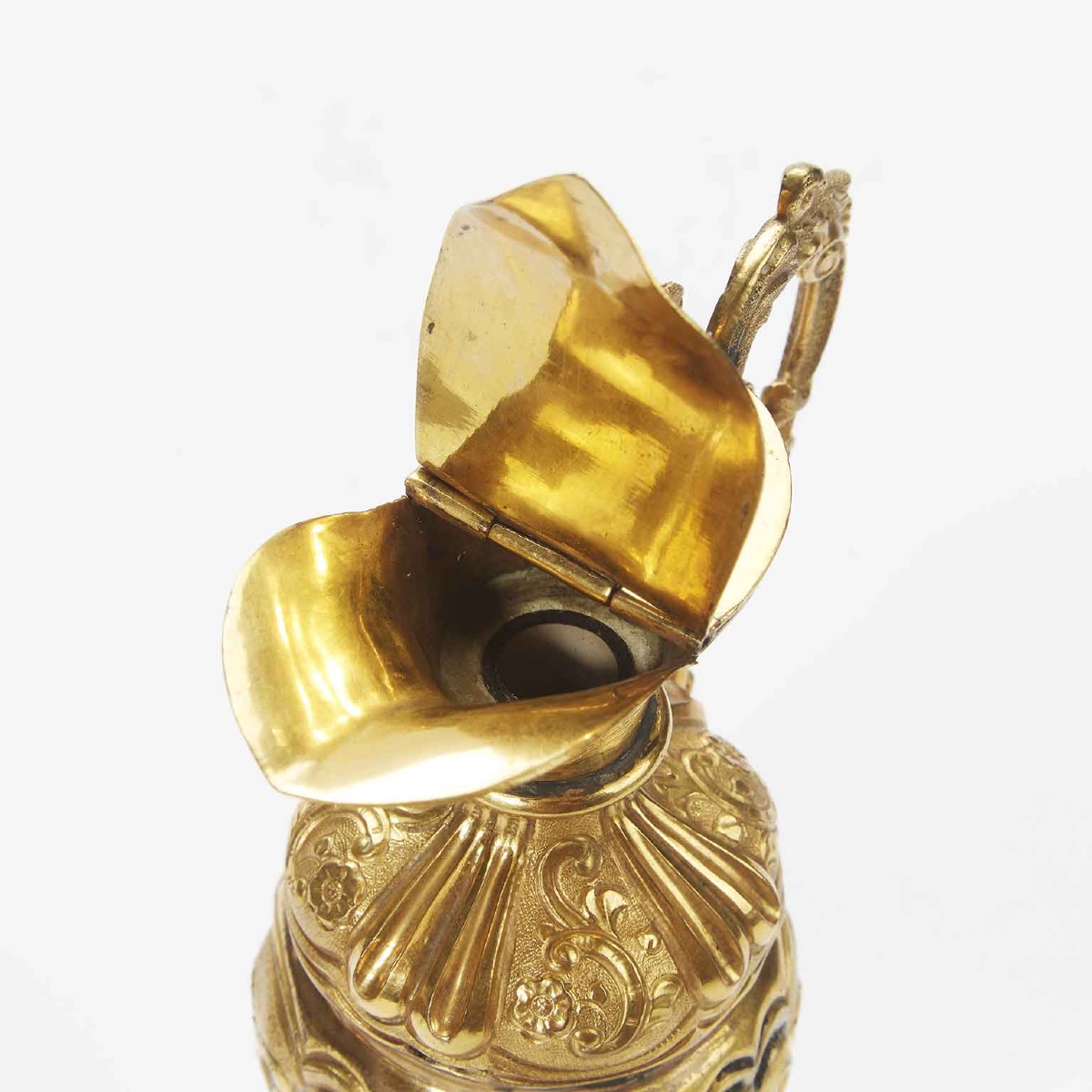 18th Century Italian Baroque Gilded Ewer Repoussé Copper Liturgical Pitcher-photo-3