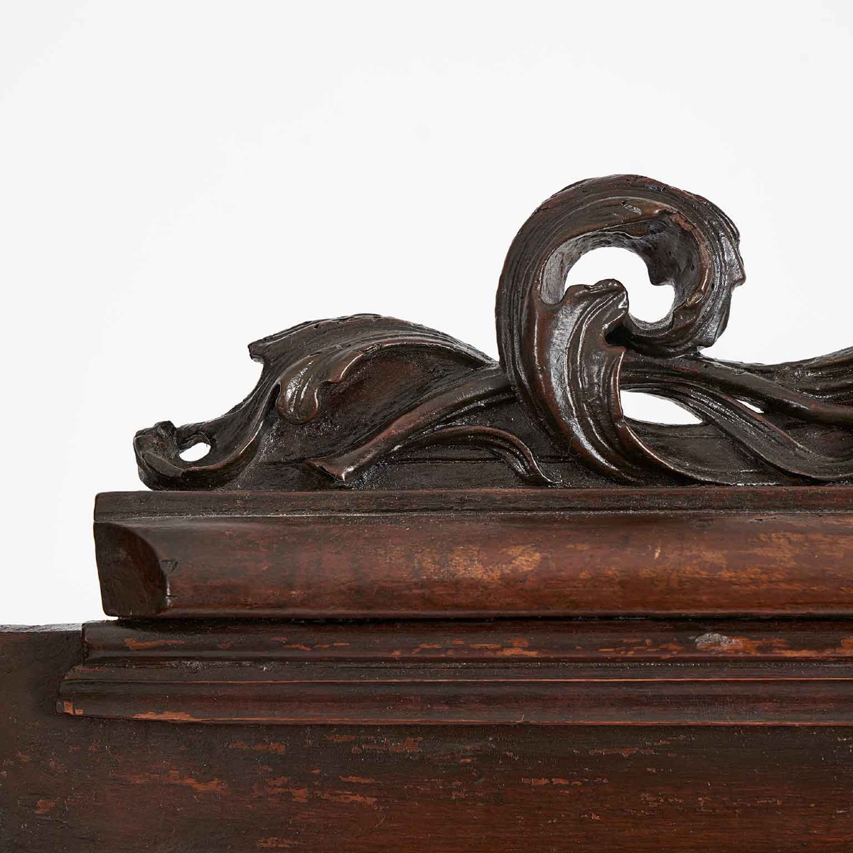 18th Century Italian Carved Walnut Two Door Gate-photo-4