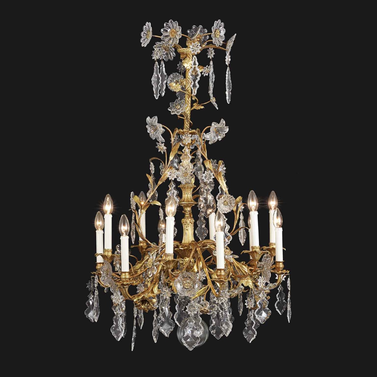 Lustre Français En Bronze Doré Et Cristal 19ème 12 lumières 