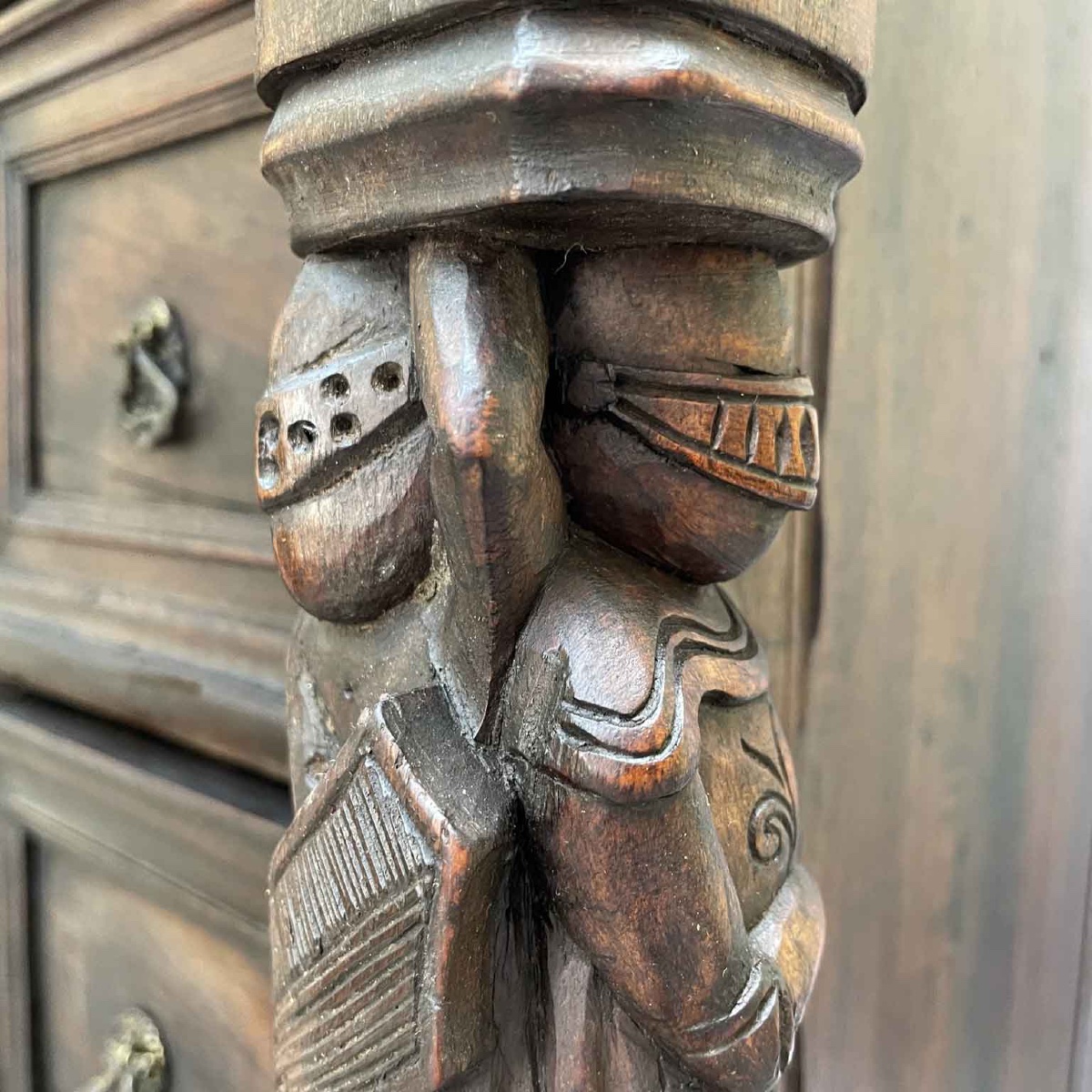 17th Century Italian Genoese Coin Cabinet -photo-8