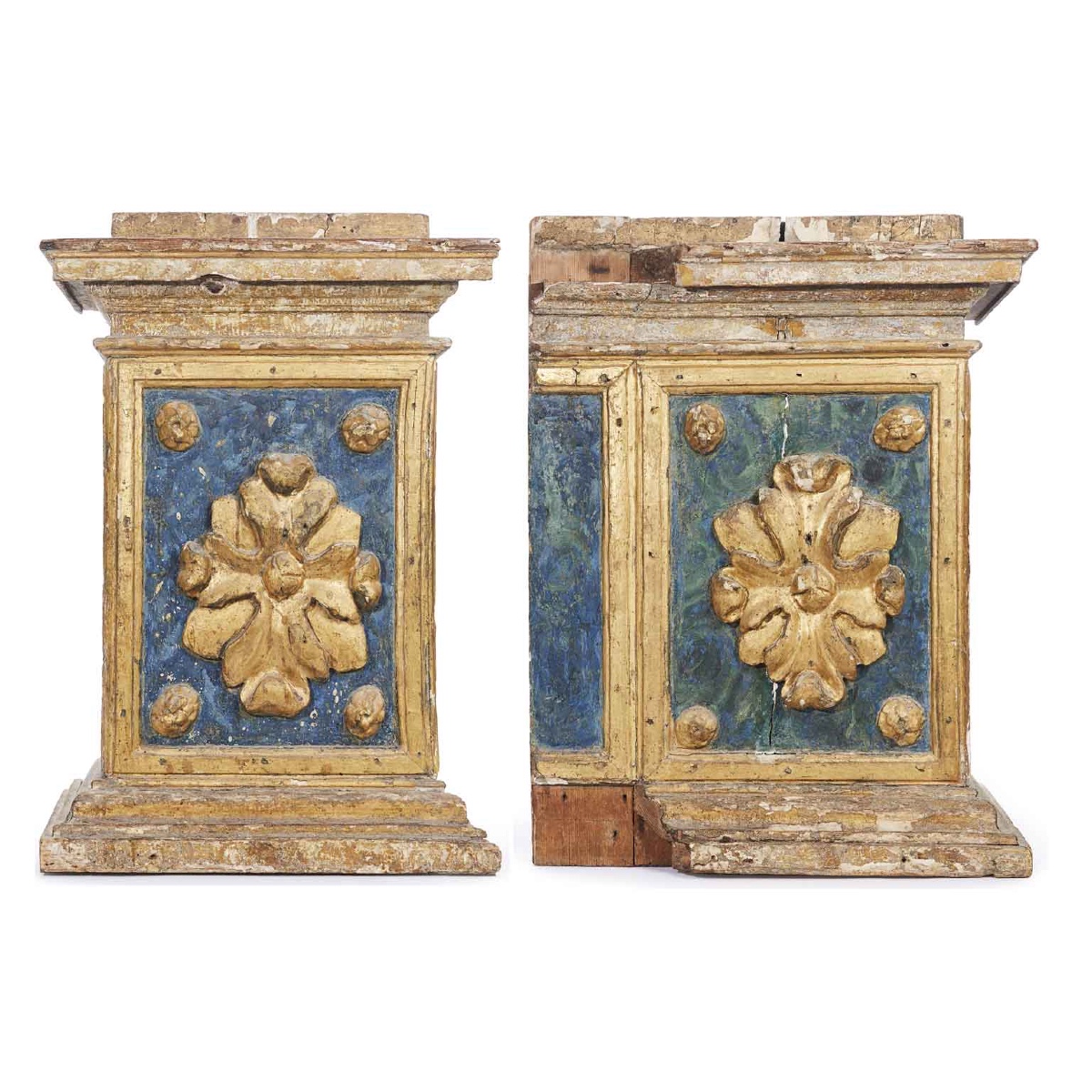 17th Century Italian Baroque Architectural Bases Carved Giltwood Elements Pair