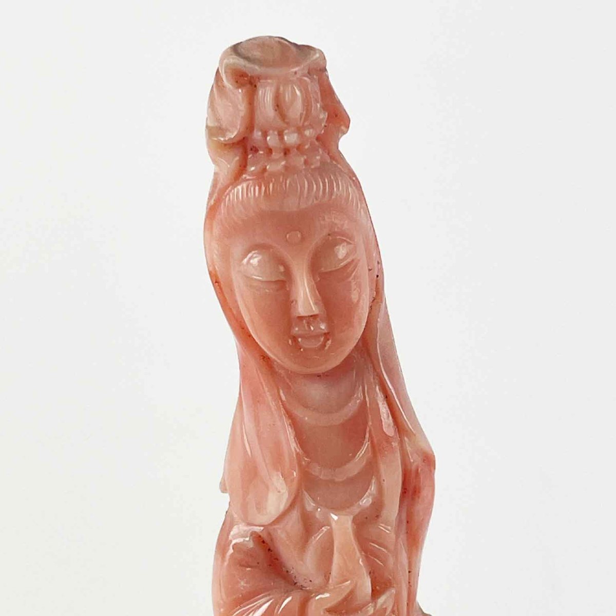 Deux figures féminines orientales en corail rose-photo-1