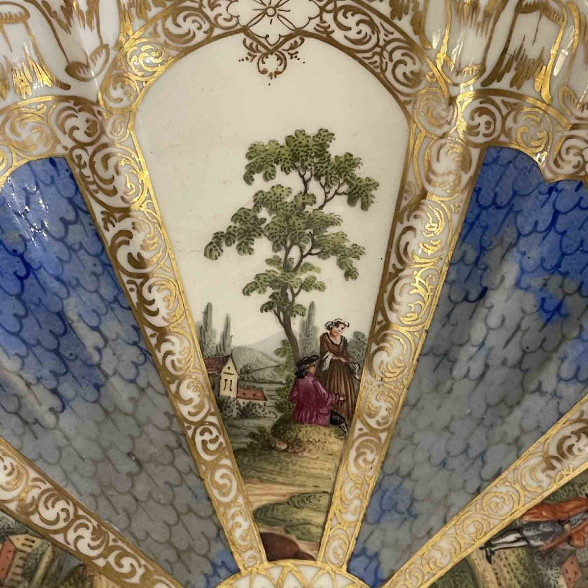 Trois étagères à fruits en porcelaine polychrome et or Meissen, 19ème-photo-5