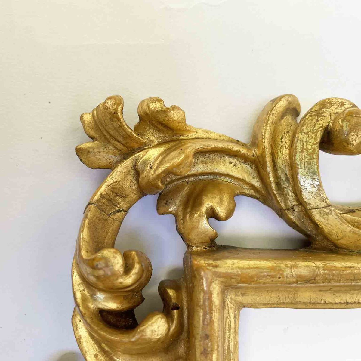 Pair Of Antique Carved And Gilded Picture Frames From Central Italy-photo-5