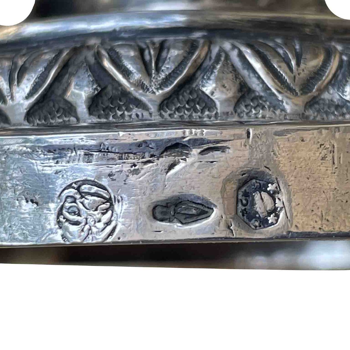 Vase en argent ancien de Brescia, en relief, datant de la première moitié du XIXe siècle-photo-1