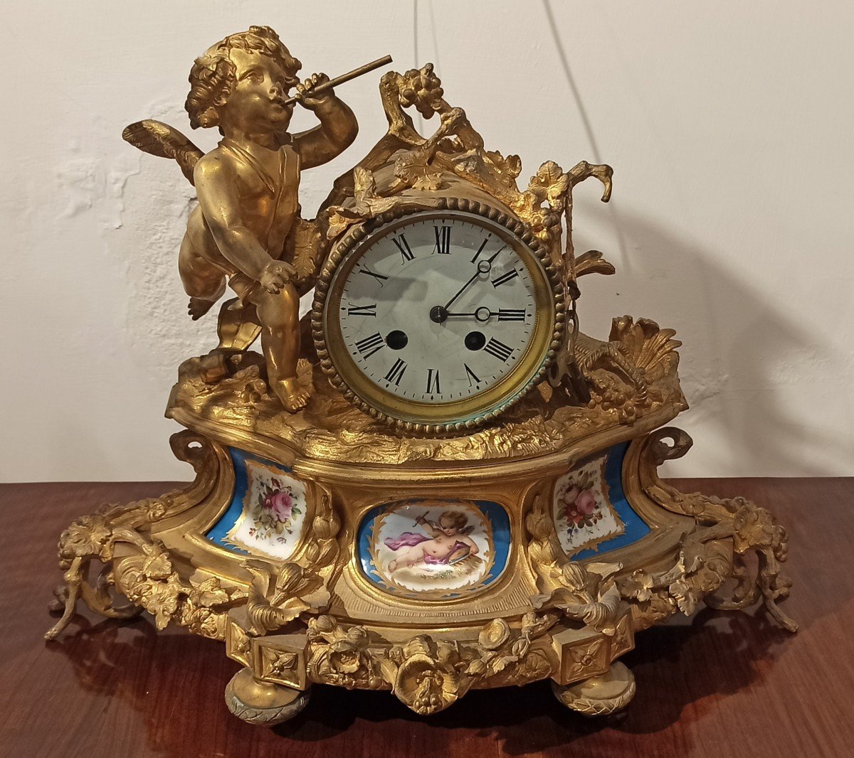 Gilt Bronze Clock And Candelabra With Cherubs-photo-2