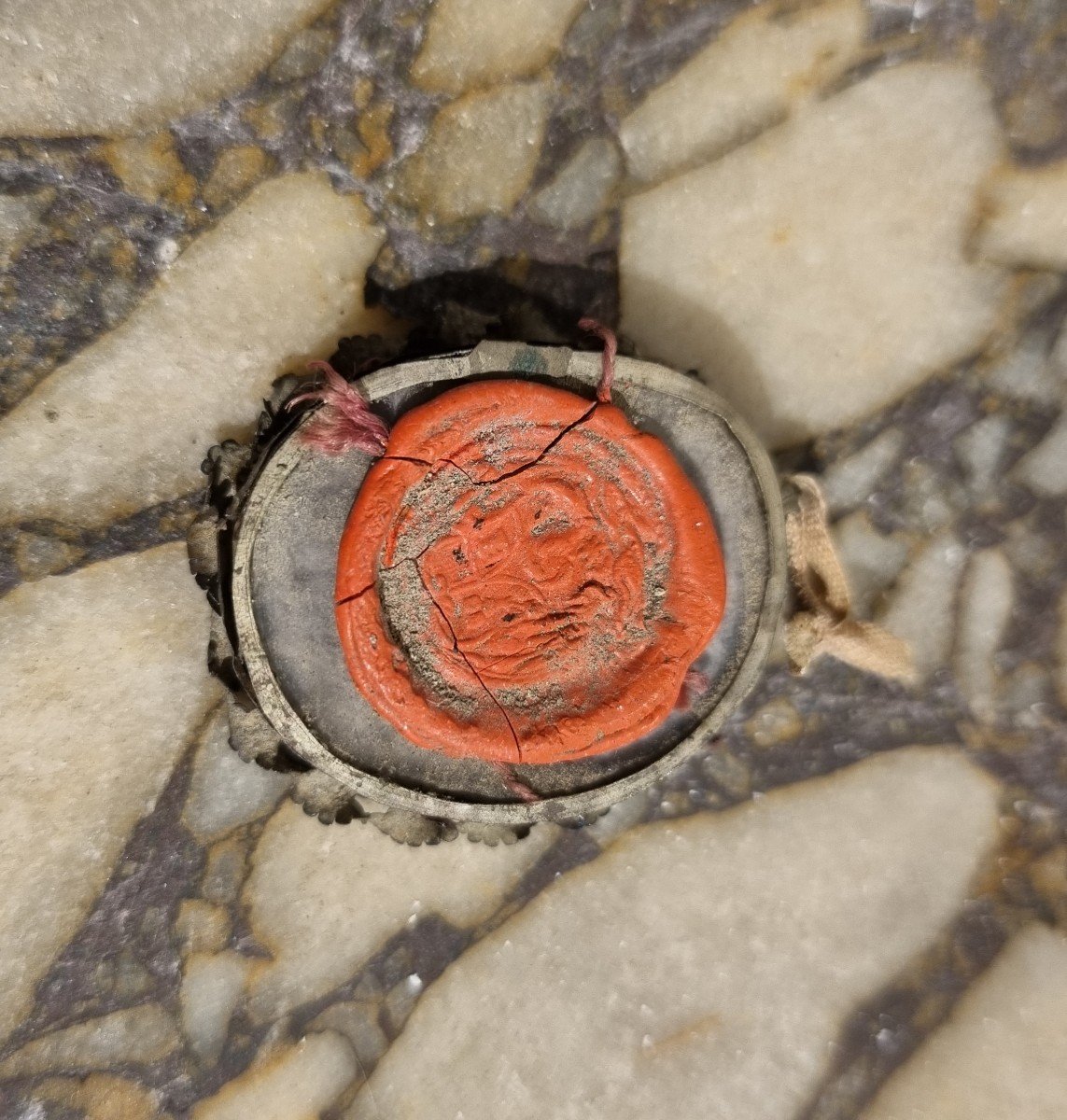 Extremely Rare Relic Of St. Pius I-photo-3