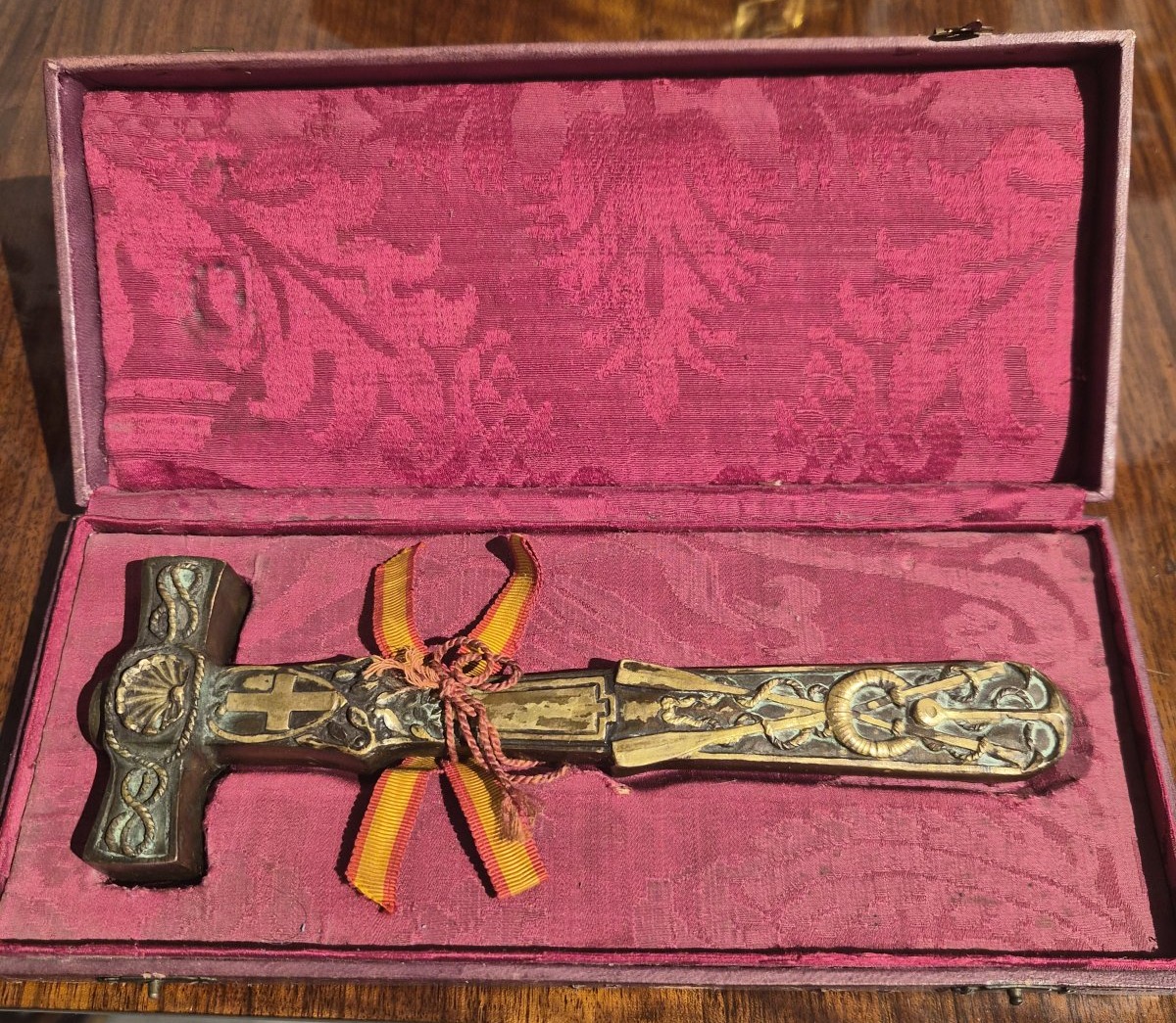 Maillet de cérémonie ou commémoratif en bronze-photo-4
