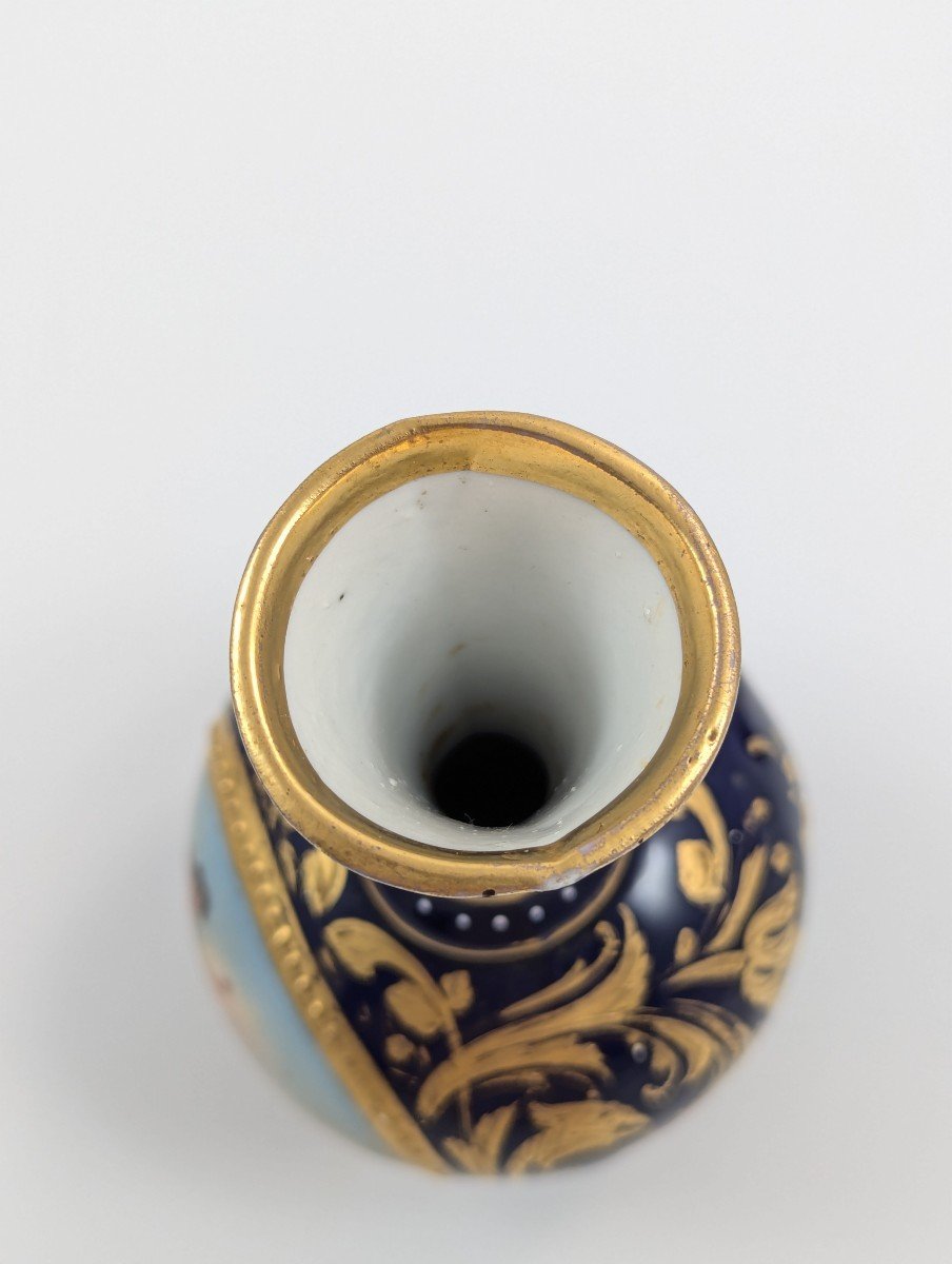Antique Beehive  Royal Vienna Porcelain Cobalt Blue Vase, C. 1820-1827-photo-3