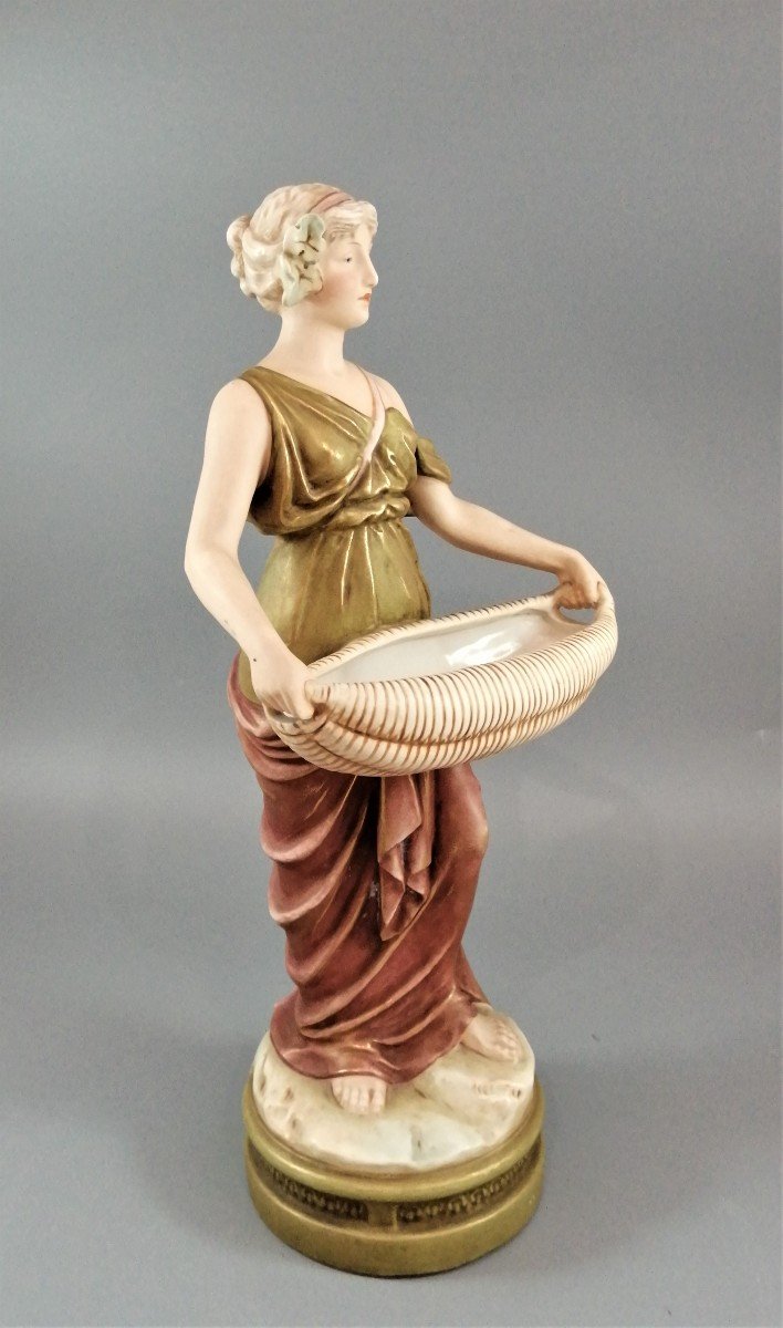 Ancienne Figurine Art Nouveau En Porcelaine Royal Dux Représentant Une Jeune Femme, Vers 1912-photo-2
