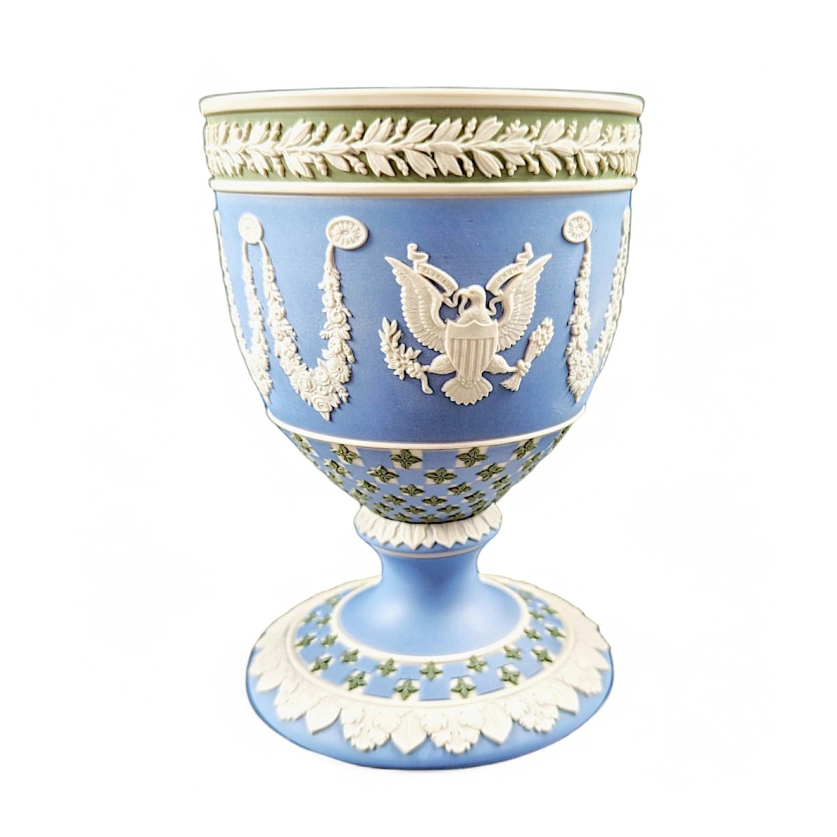 Gobelet commémoratif Wedgwood, sceaux des Bermudes et des États-Unis, Jubilé d'argent 1977-photo-6