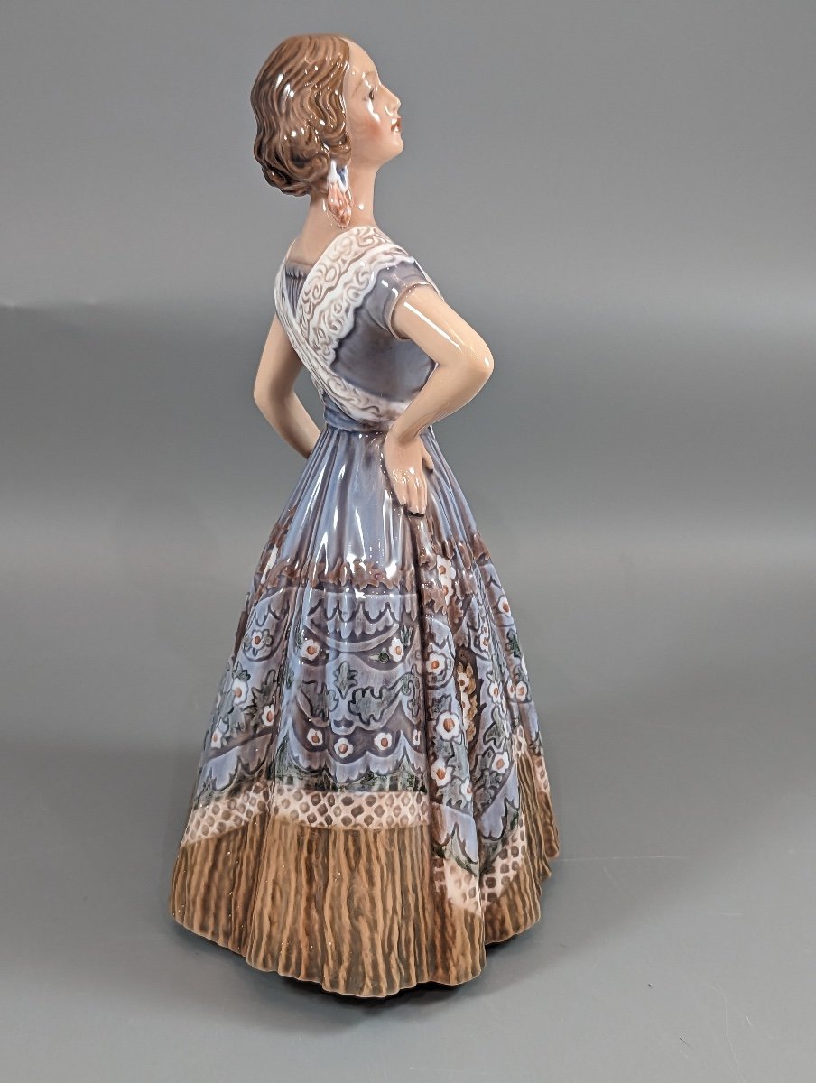 Dahl Jensen Copenhagen Porcelain Figurine "spanish Lady" No. 1124 - Rare-photo-2