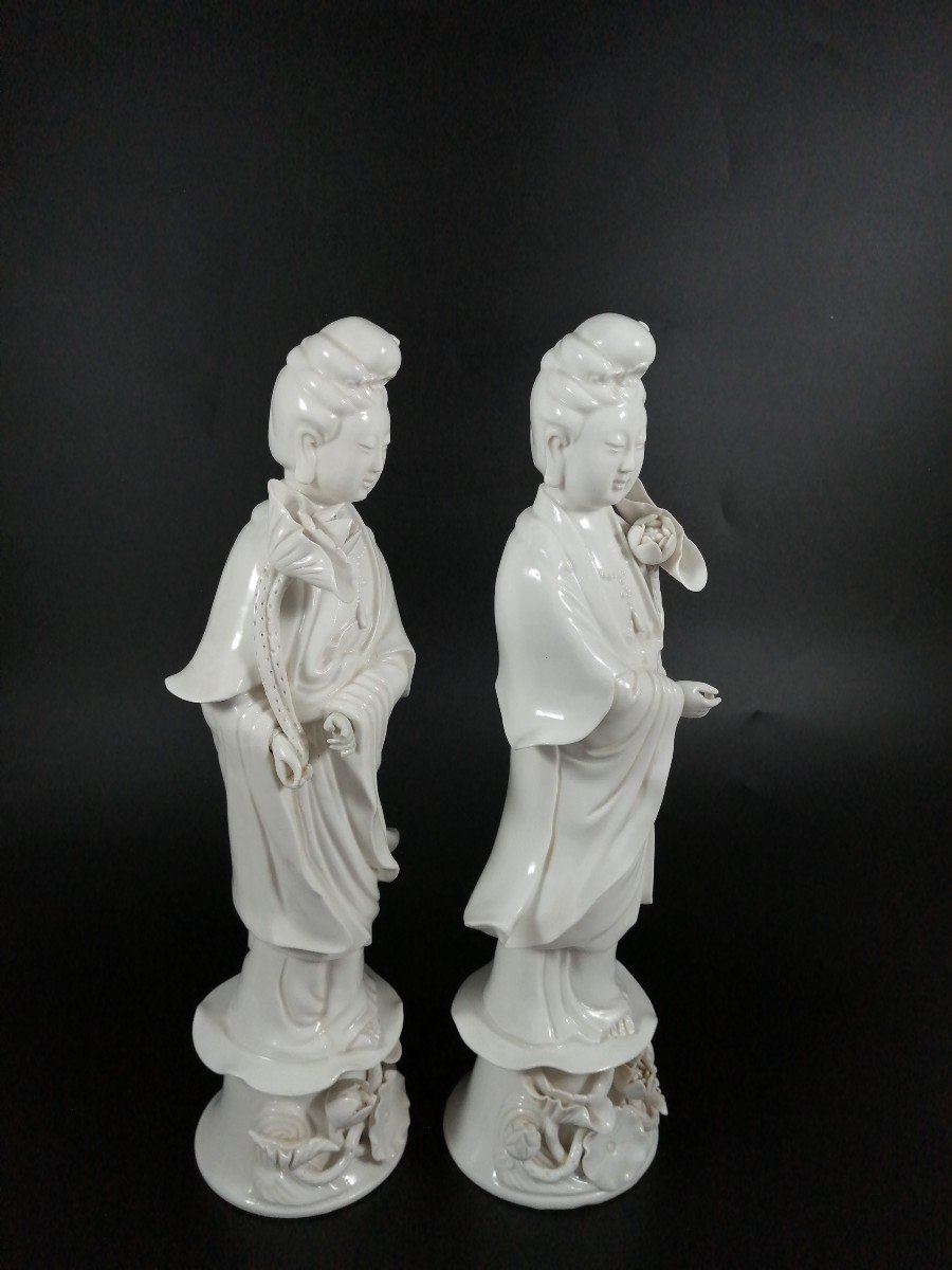 Paire d'Anciennes Figurines En Porcelaine Blanc De Chine Guan Yin De La Dynastie Qing-photo-2