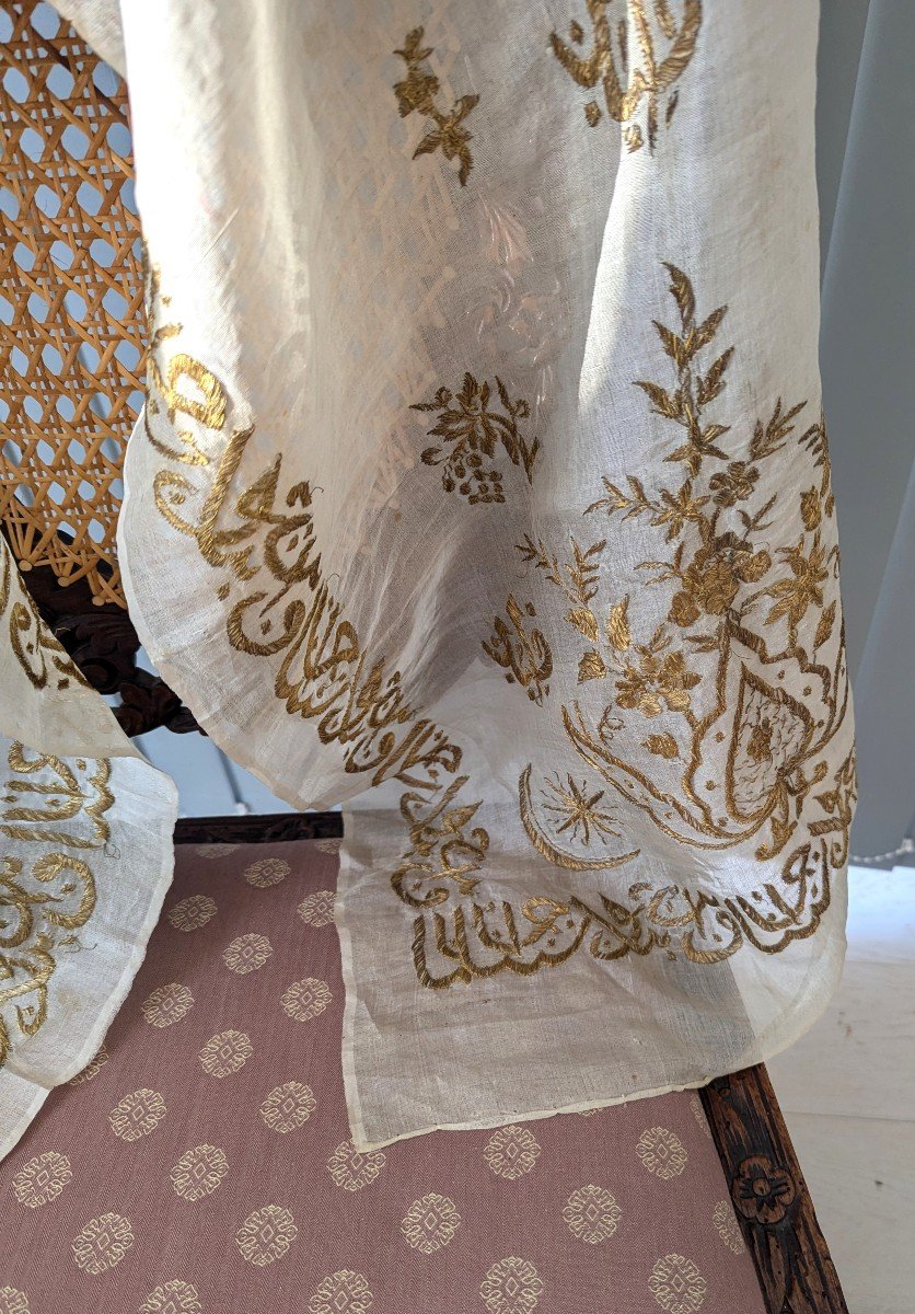 Antique Persian Silk Shawl Embroidered In Gold, C. 18th Century-photo-2