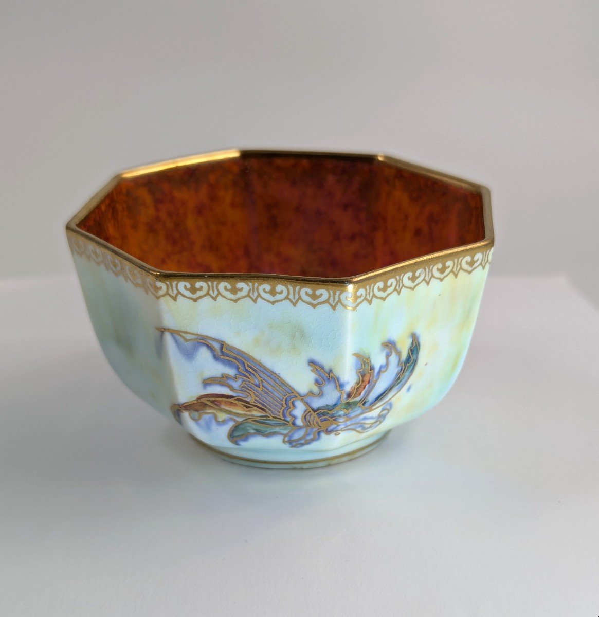 Bol Octogonal à Papillons Daisy Makeig-jones Lustre, Wedgwood, Vers 1914 