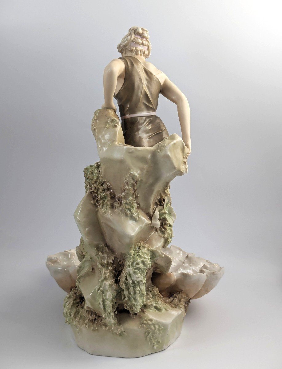 Royal Dux Art Nouveau Porcelain Large Figural Centrepiece, "female Bather" 43 Cm-photo-3