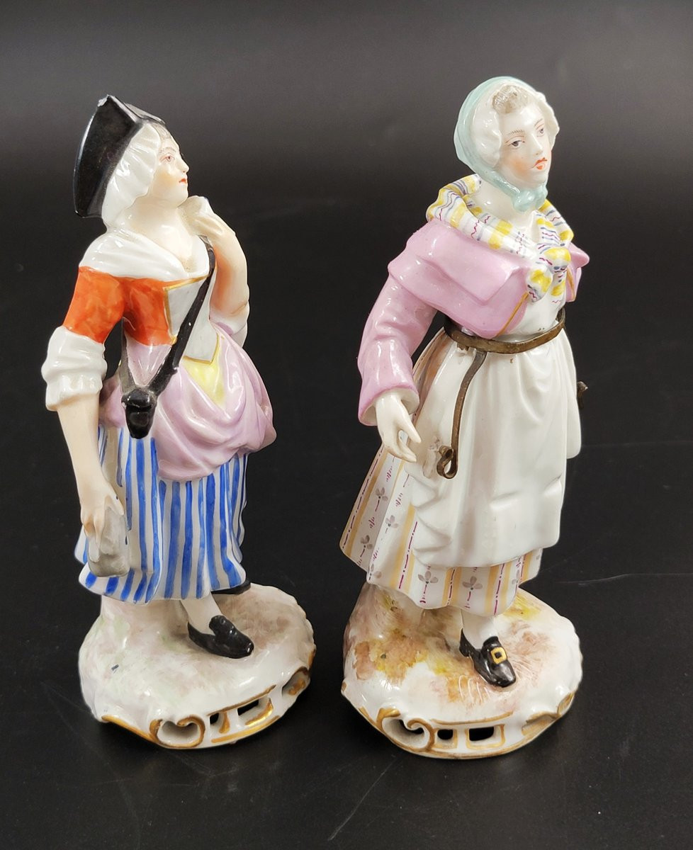 Samson Porcelain Pair Figures Of Street Vendors C.1850-photo-1