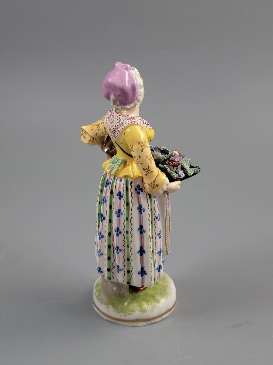 Antique Dressel Kister Porcelain Figurine With Ludwigsburg Mark, C.1903-photo-4