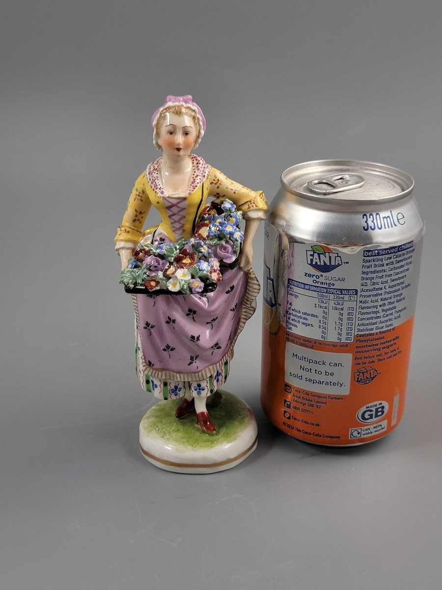 Antique Dressel Kister Porcelain Figurine With Ludwigsburg Mark, C.1903-photo-4