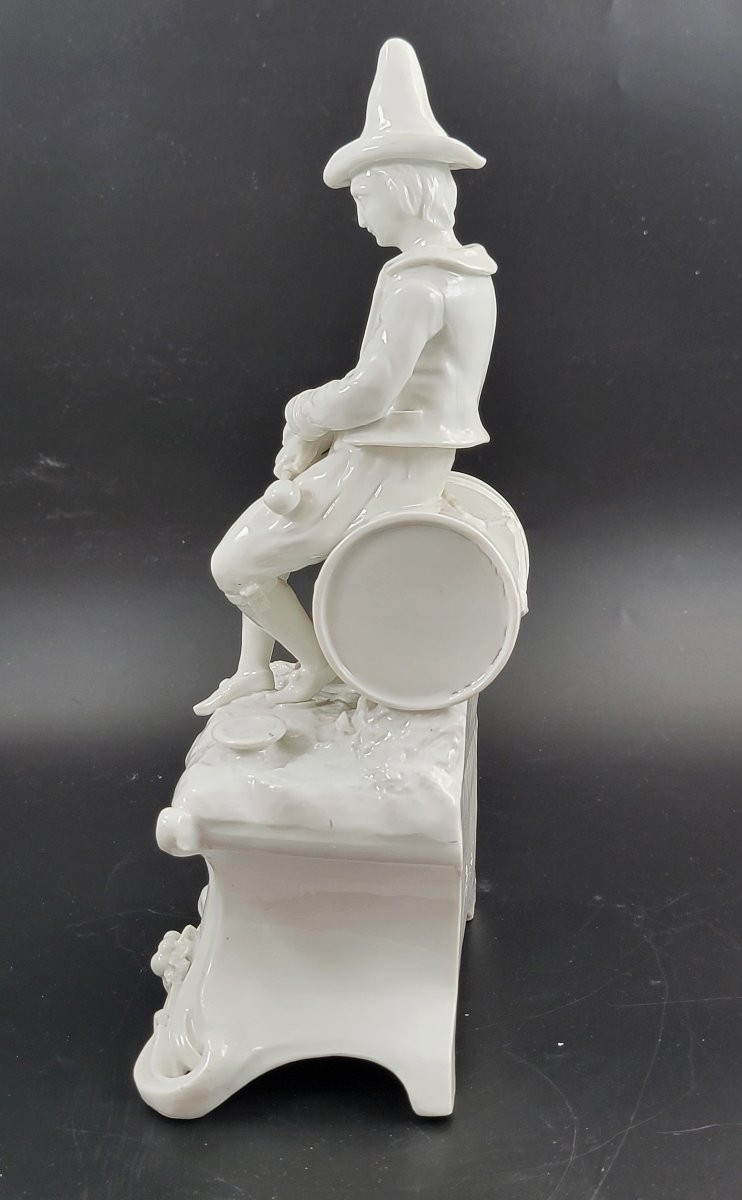 Fürstenberg Blanc-de-chine Porcelain Drummer Boy Figure, C.1760-photo-3