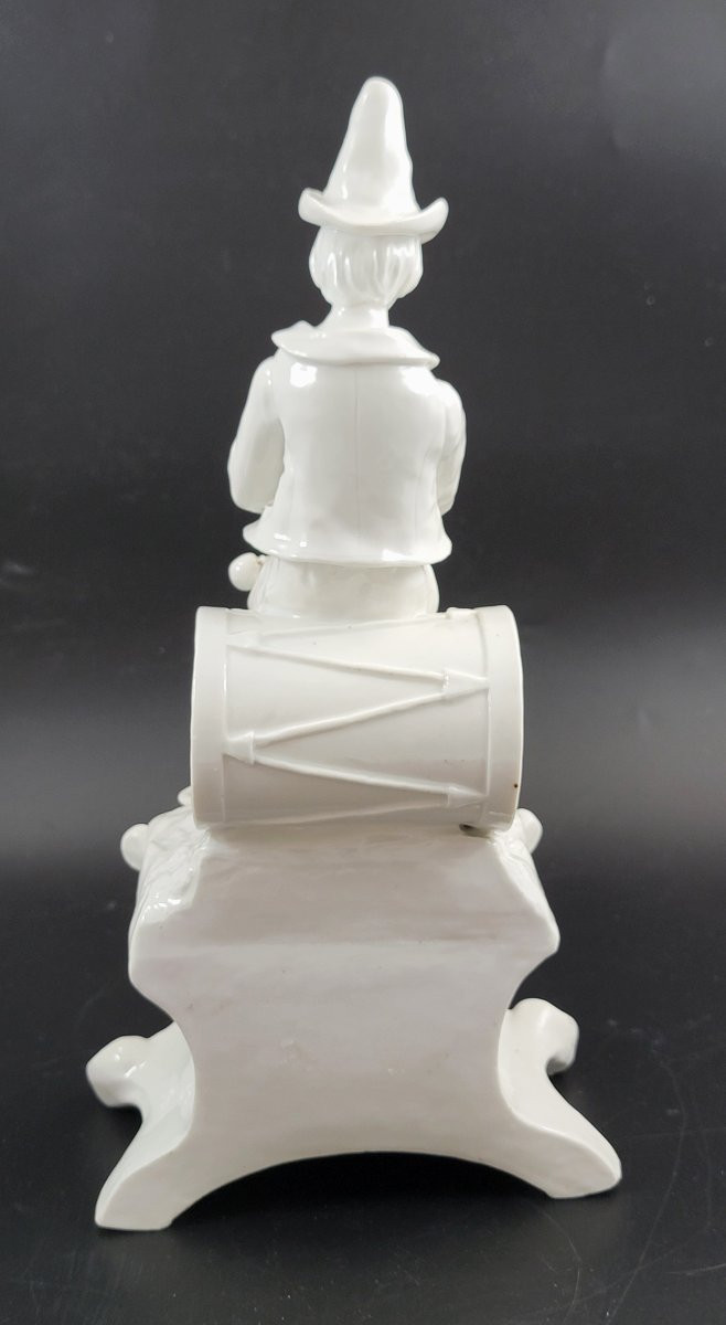 Fürstenberg Blanc-de-chine Porcelain Drummer Boy Figure, C.1760-photo-4
