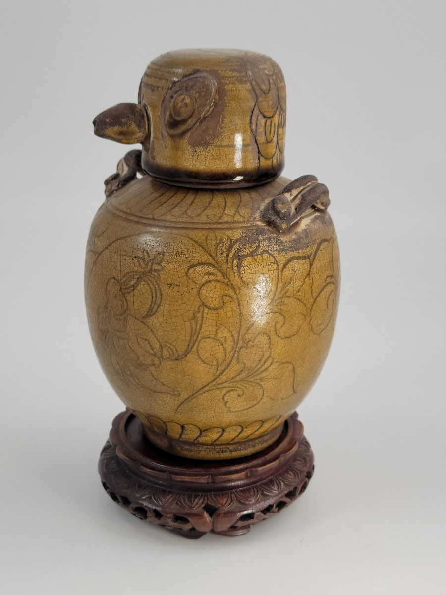 Rare 19thc Chinese Folk Stoneware Jar With Bird-form Lid – Southern Kilns