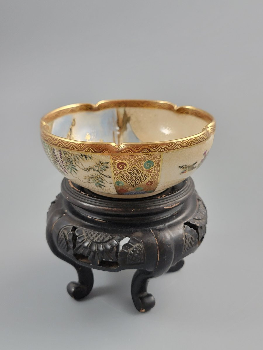 Kinkozan Satsuma Bowl, Roosters & Mt. Fuji, Meiji, Orig. Stand, Museum Quality-photo-3