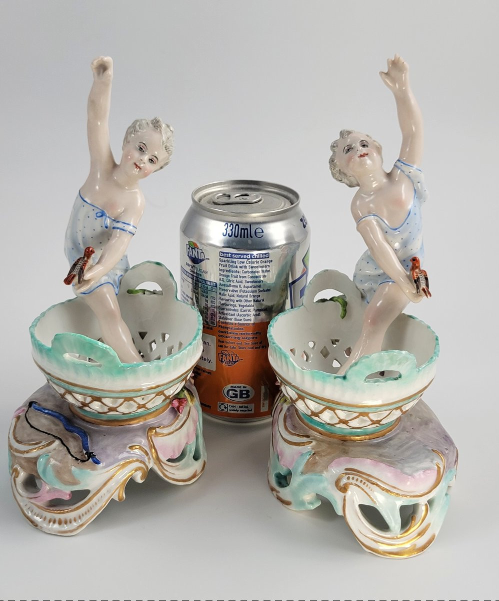 Pair Of 19th Century German Porcelain Sweetmeat Figures, Attributed To Volkstedt-photo-7
