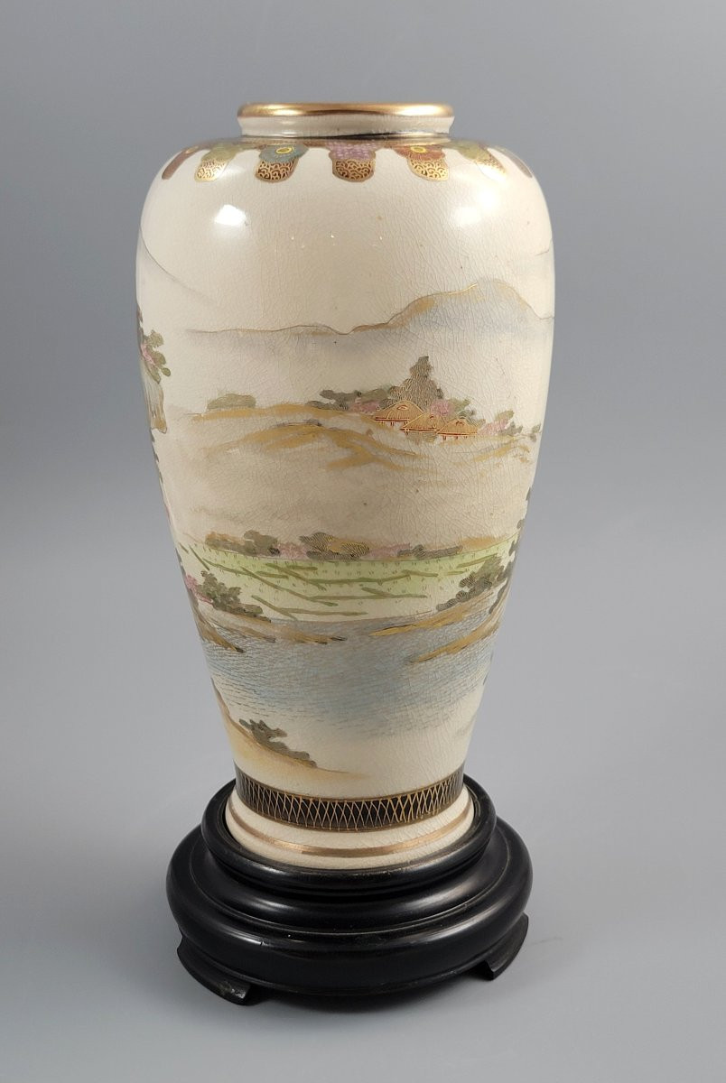 Satsuma Vase “mt. Fuji And Cherry Blossoms”, Attributed To Hayakawa, Kyoto C. 1890-photo-1