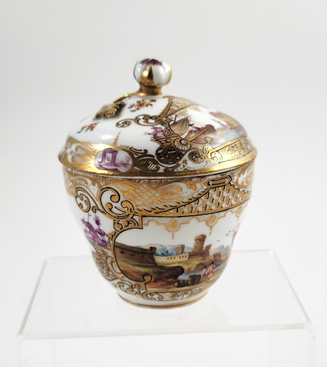 Meissen Covered Chocolate Cup With Harbour Views And Puce Chinoiserie, C. 1780–1820-photo-2