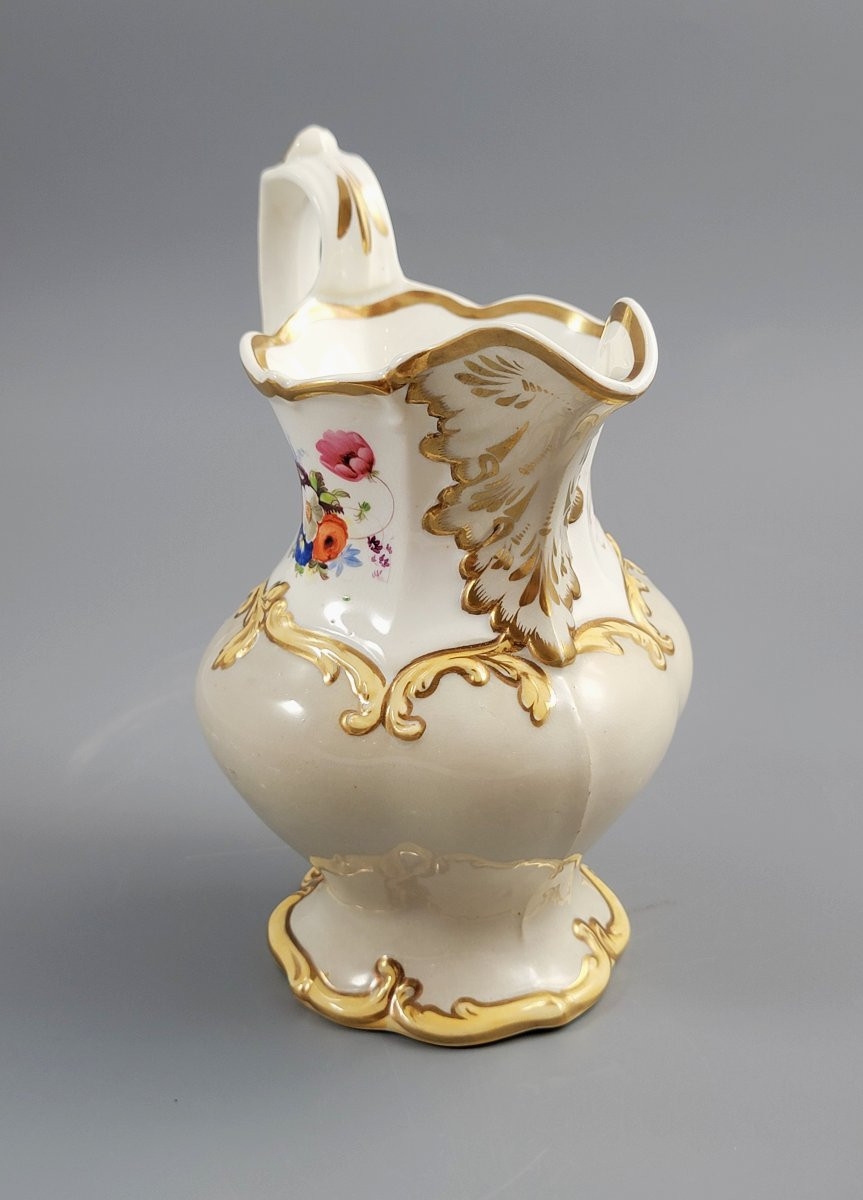 Pichet en porcelaine de Rockingham, Angleterre, vers 1830-photo-1