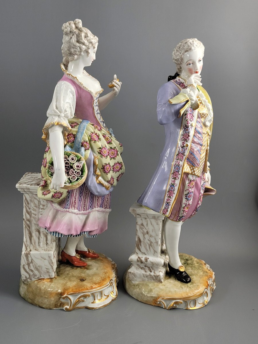 Paire de grandes et rares statuettes en porcelaine allemande, XVIIIe siècle-photo-3