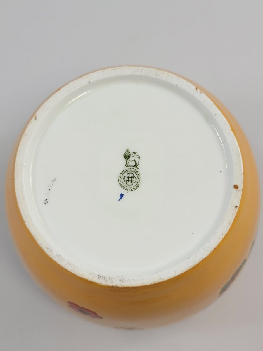 Rare Royal Doulton Mandarin Ware Vase, Yellow Ground, Attributed R. Allen, C.1920-photo-4