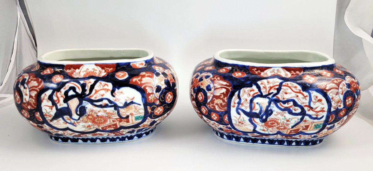 Large Japanese Imari Oval Jardinieres – Matched Pair, Meiji C.1880, Arita