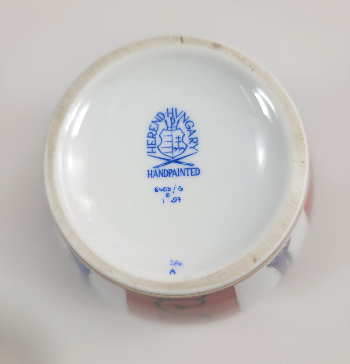 Boîte à thé / pot à gingembre en porcelaine de Herend, “Siang Rouge” (Dynastie Rouge), XXe sièc-photo-7