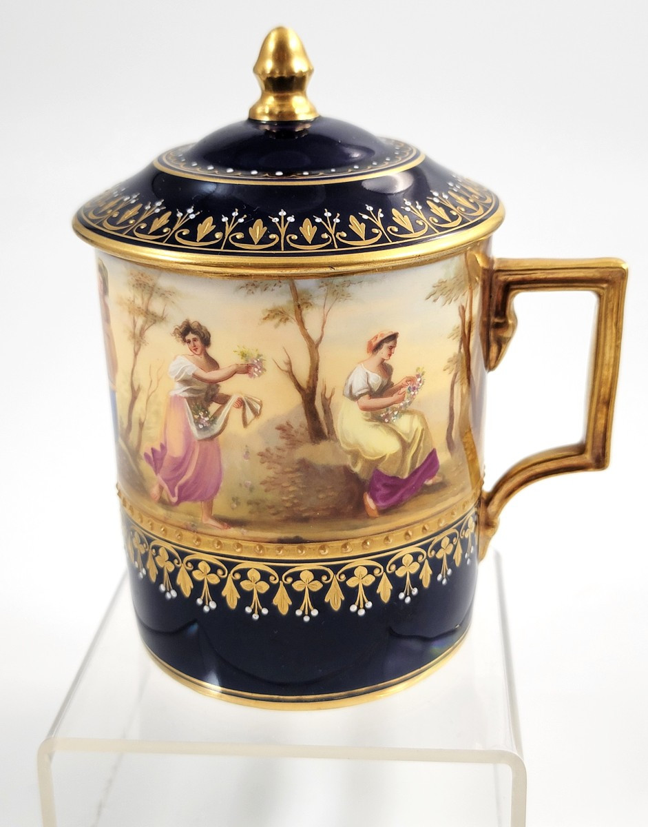 Sucrier à chocolat en porcelaine de Vienne avec scènes allégoriques, vers 1880