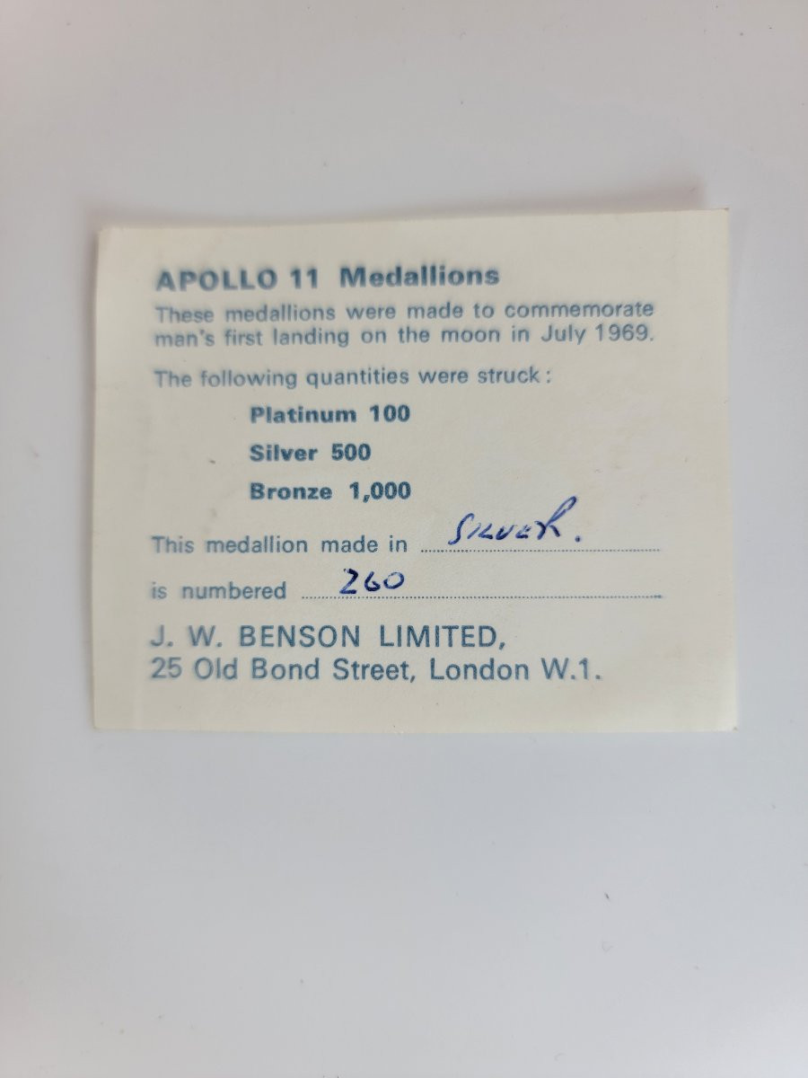 Médaille Apollo 11 en argent, J.W. Benson Ltd, Birmingham 1969, boîte, certificat, n°260 sur 50-photo-2