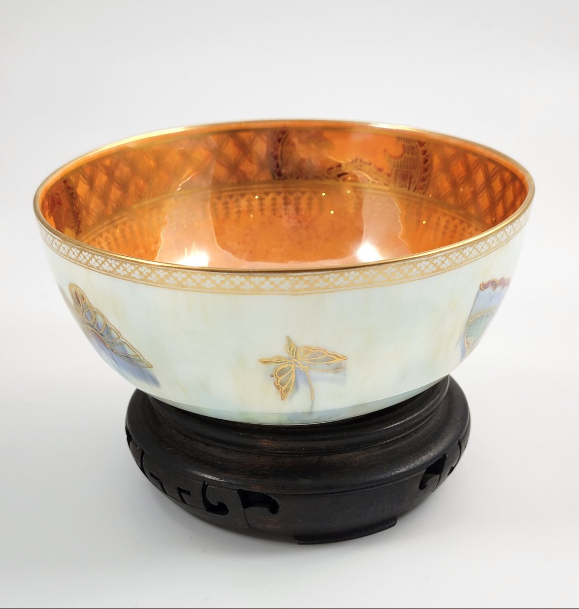 Daisy Makeig-Jones, Bol Papillon Lustre Wedgwood, Z4832, Angleterre, vers 1915-photo-2