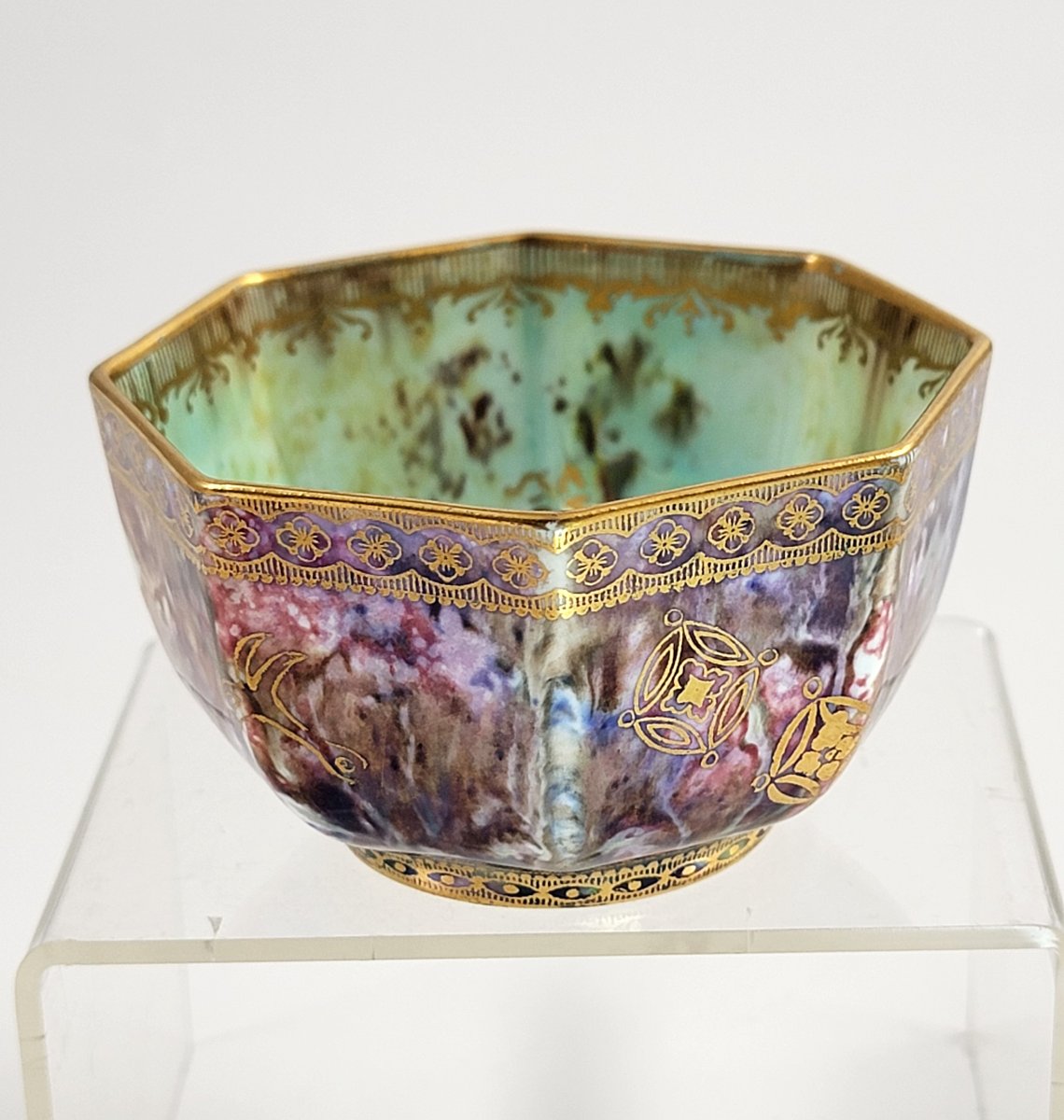 Daisy Makeig-jones, Wedgwood, Celestial Dragon Bowl, Pinky Mauve, C.1915-photo-3