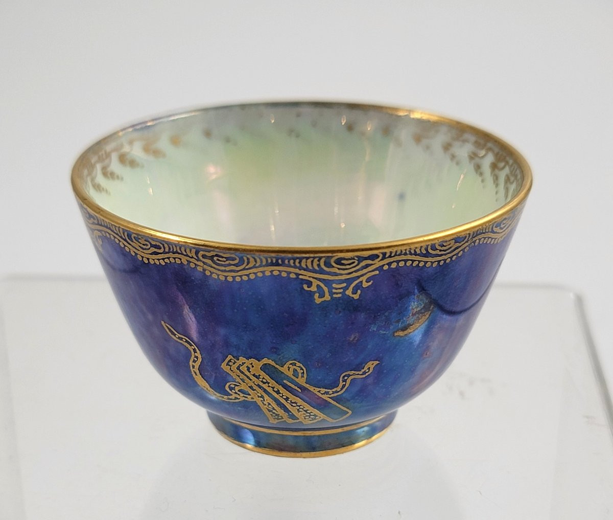 Daisy Makeig-Jones Wedgwood ,Coupe miniature en lustre bleu, dragon, vers 1915-photo-3