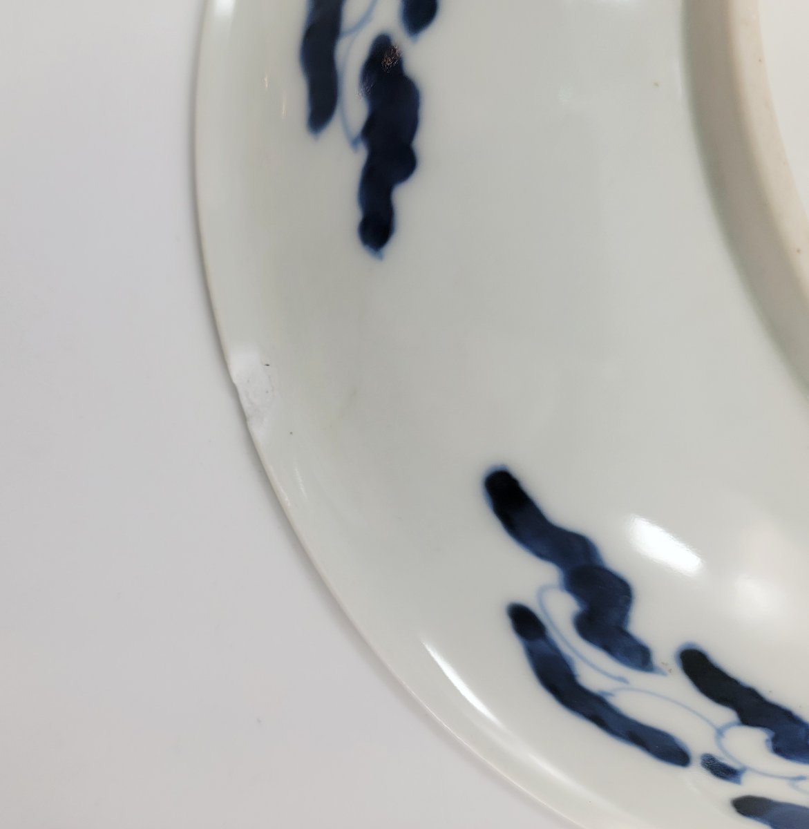 Pair Of Japanese Arita Blue & White ‘twin Koi’ Dishes, Meiji Era, Fuku Mark-photo-2